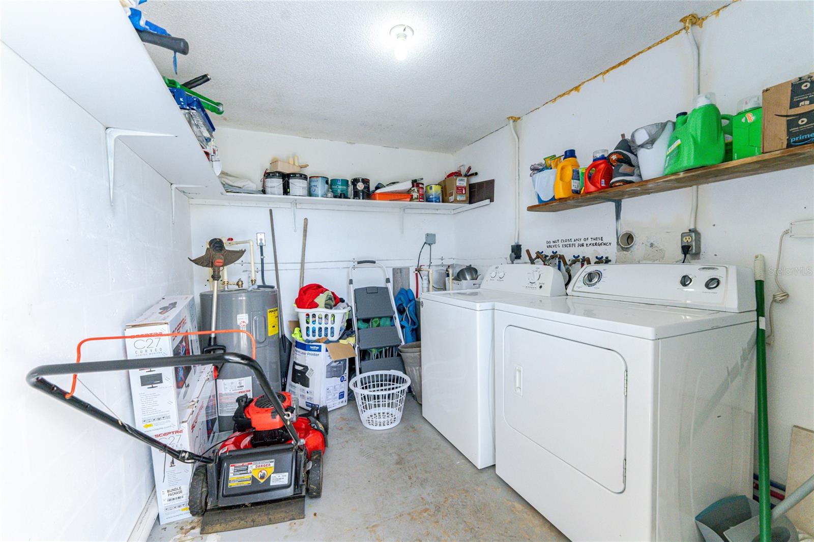 VENICE COUNTRY CLUB ESTATES RESUB - Residential Income