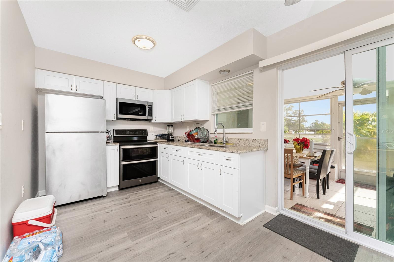 VENICE COUNTRY CLUB ESTATES RESUB - Residential Income