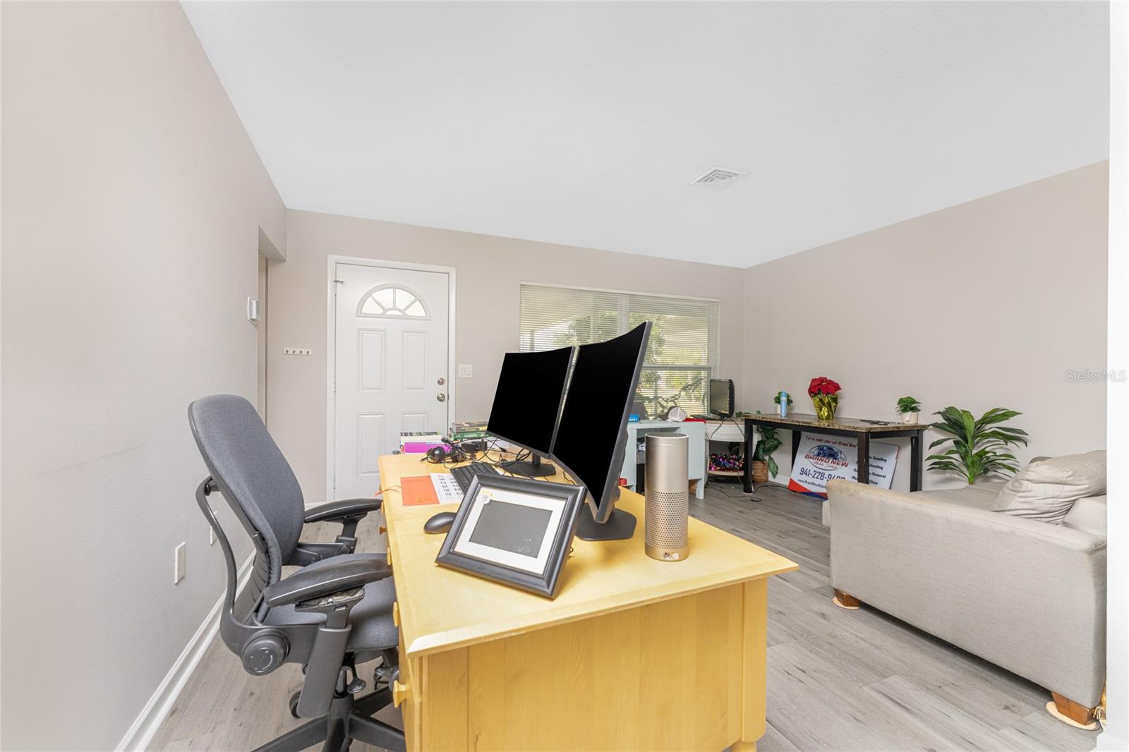 VENICE COUNTRY CLUB ESTATES RESUB - Residential Income