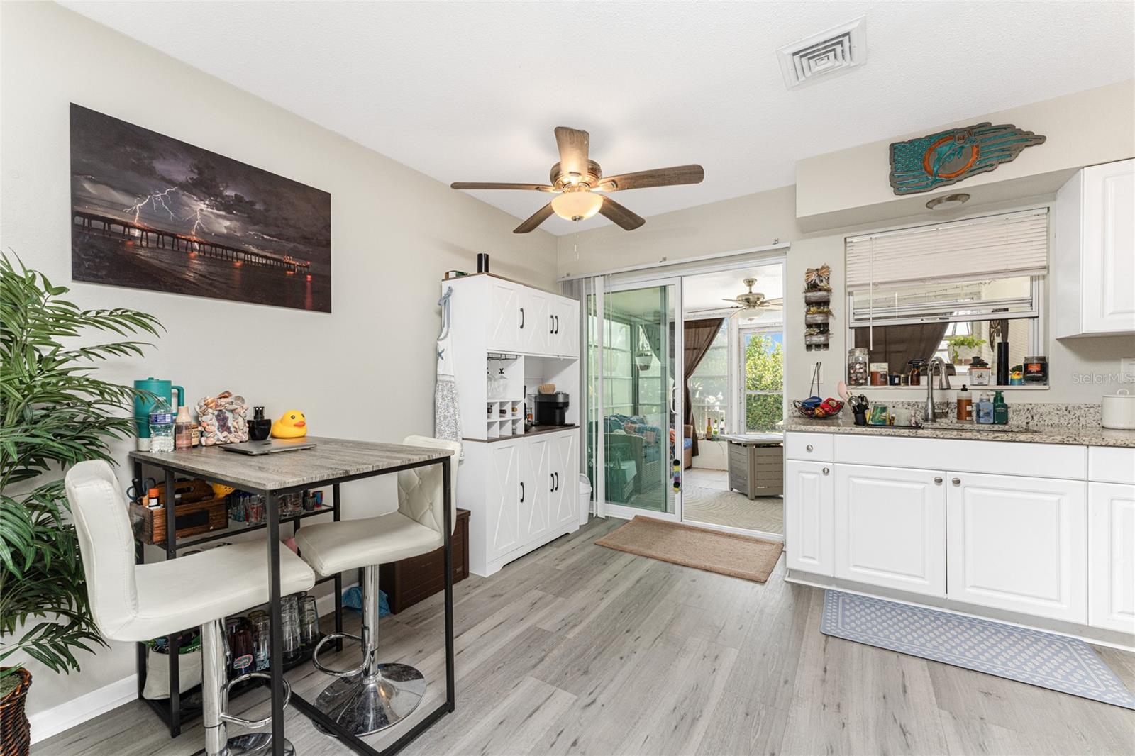 VENICE COUNTRY CLUB ESTATES RESUB - Residential Income