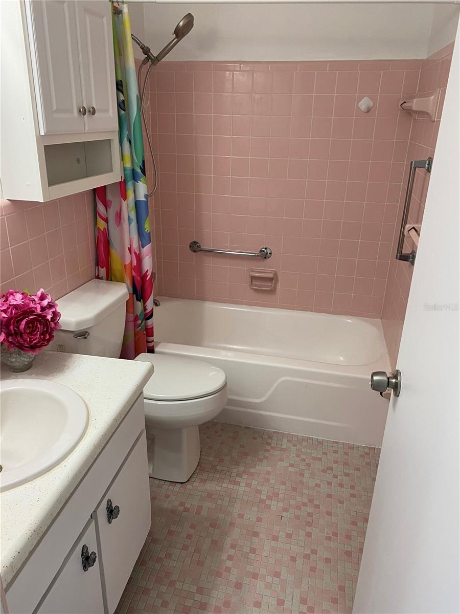 SEMINOLE GARDEN APTS CO-OP - Residential