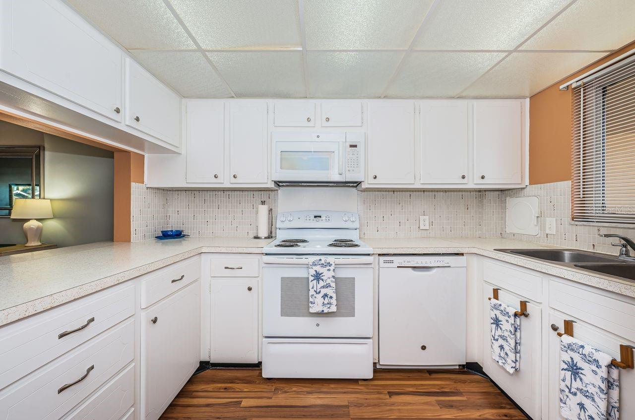 SHORE CREST CONDO - Residential