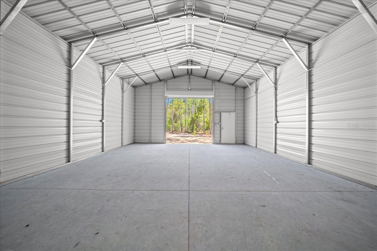 ROLLING HILLS - Residential