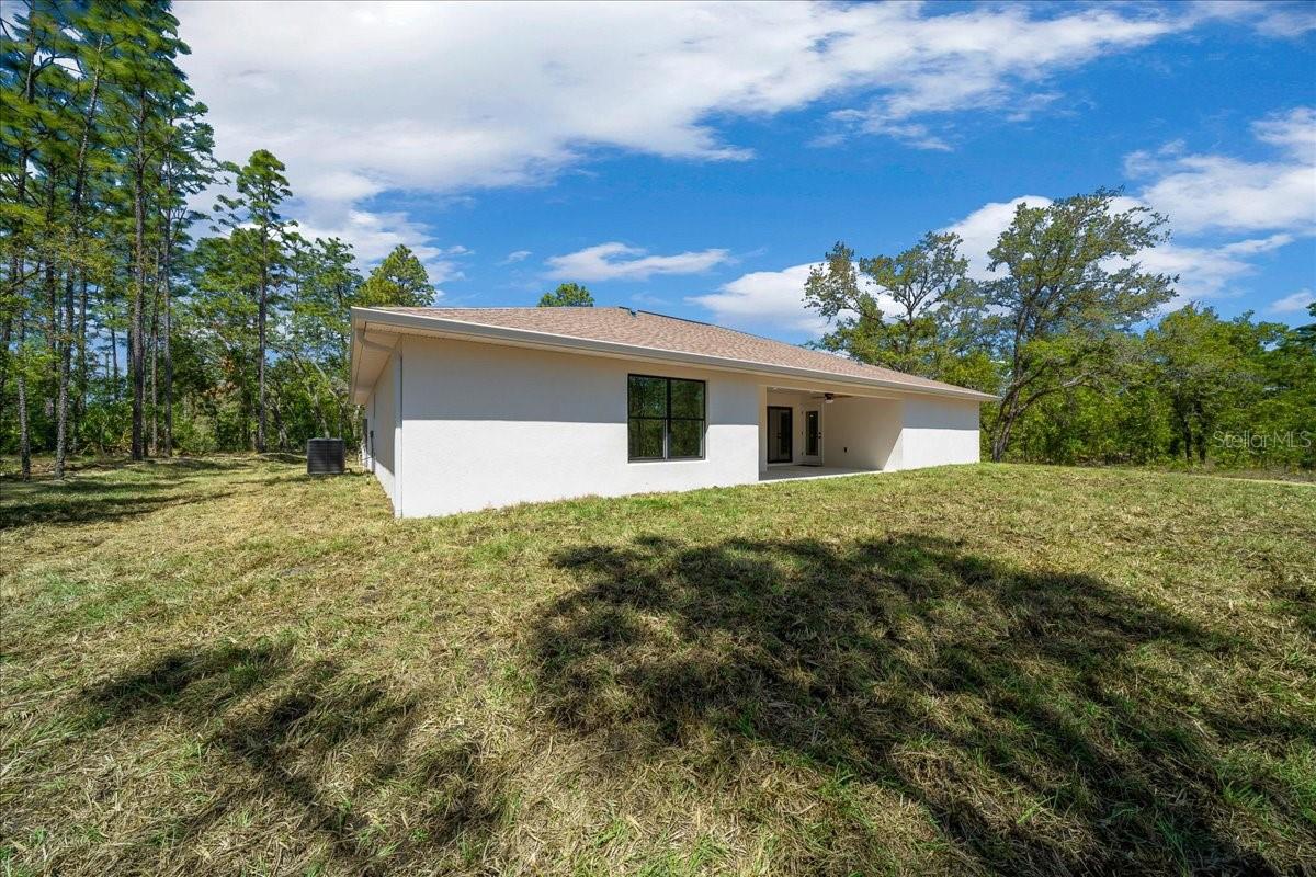 ROLLING HILLS - Residential