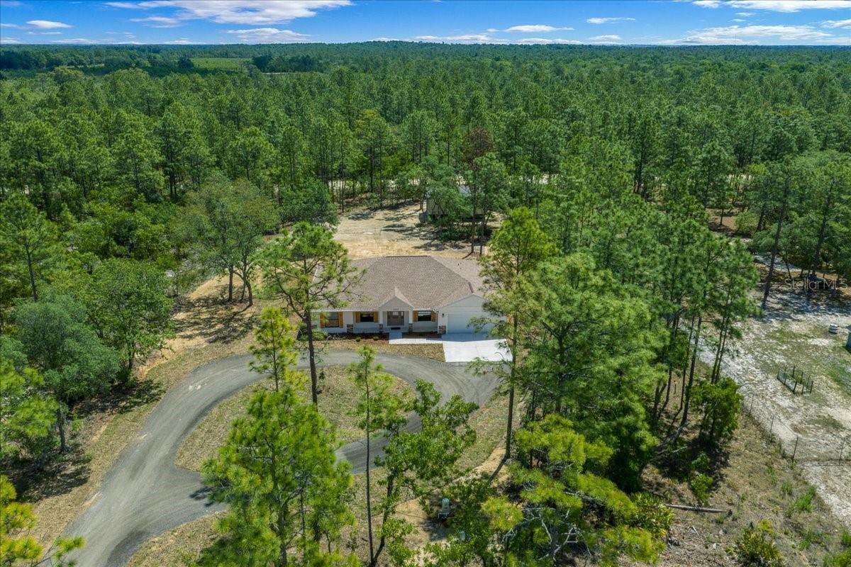 ROLLING HILLS - Residential