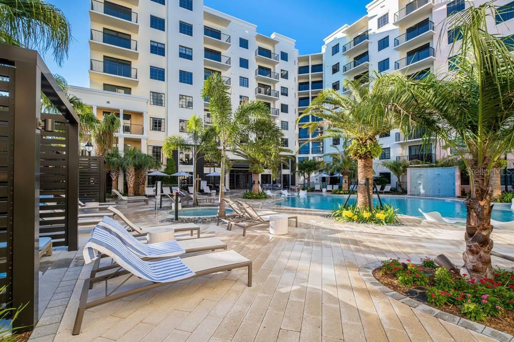 Come home to breathtaking river and downtown skyline views, very short distance of landscaped parks, Tampa Riverwalk, Armature Works, brand-new Publix supermarket– opening soon– pickleball courts, shopping, restaurants, and more. Located directly between The Heights and North Hyde Park, Manor Riverside is minutes from a world of outdoor activities, including Julian B. Lane Park, beautiful beaches, waterfront restaurants, marinas, pristine dog-friendly park, and just a 10-minute drive to downtown Tampa.