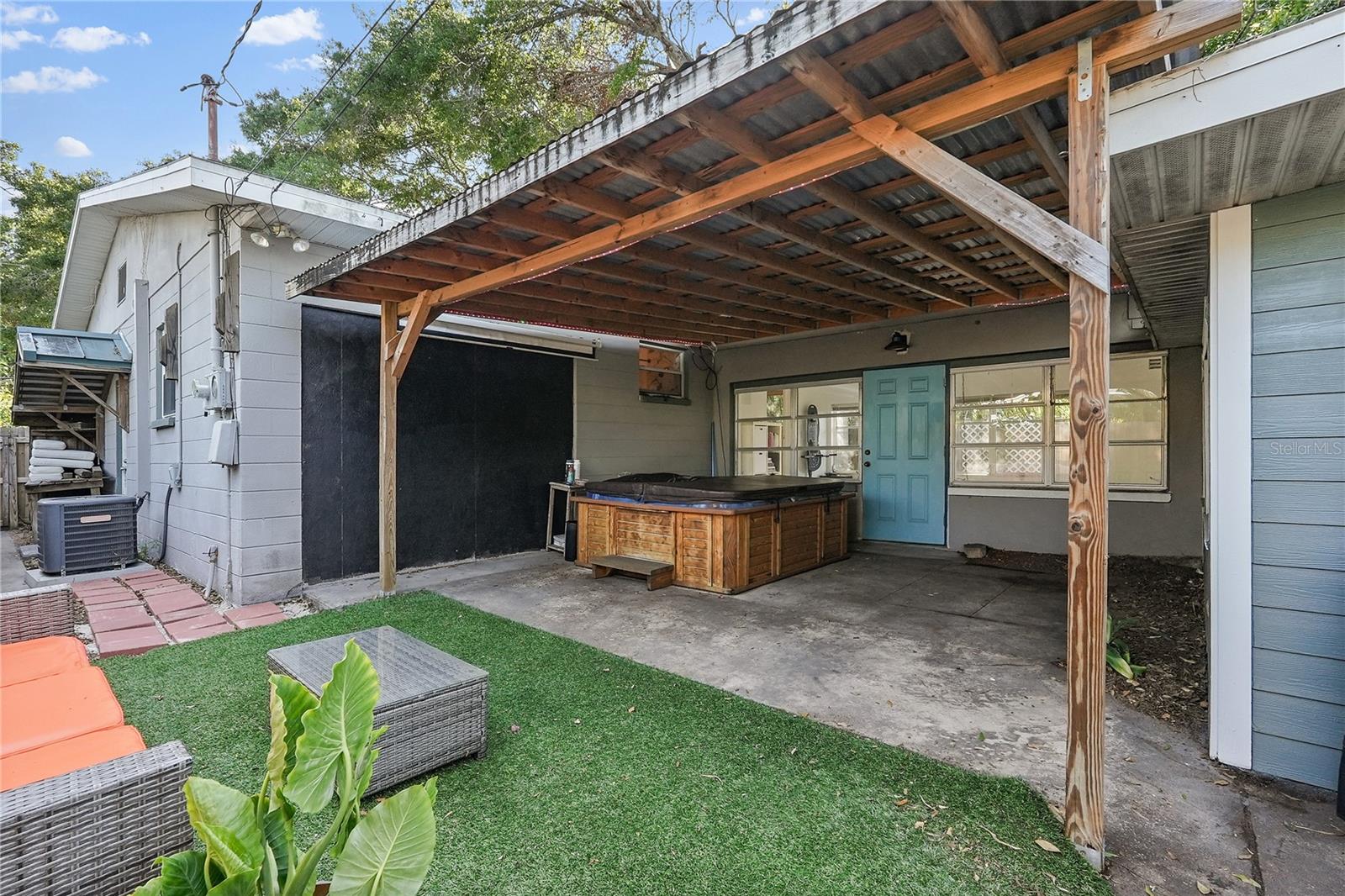 HALLS CENTRAL AVE 2 - Residential