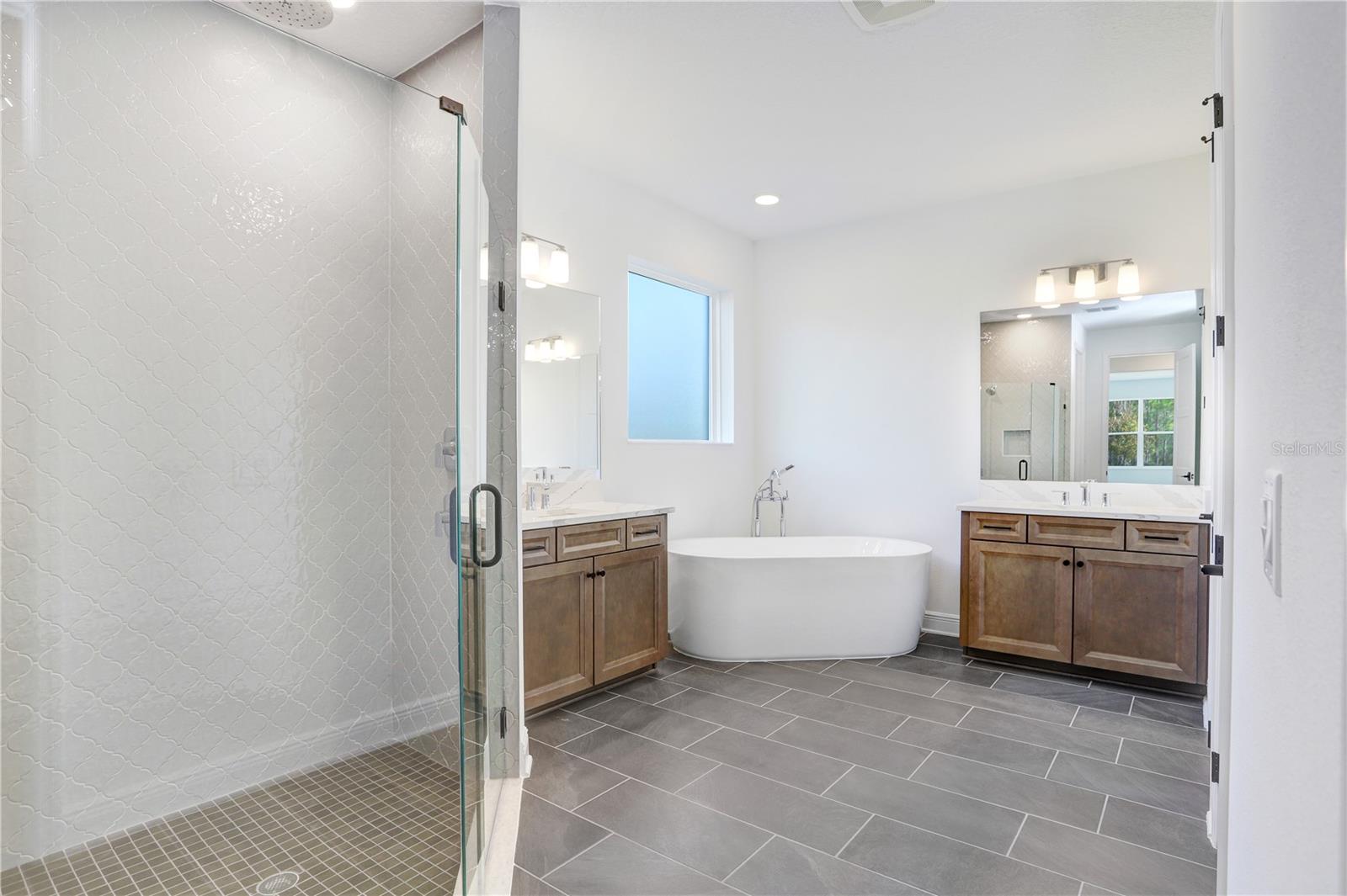 TWO RIVERS PCL B3 - Residential