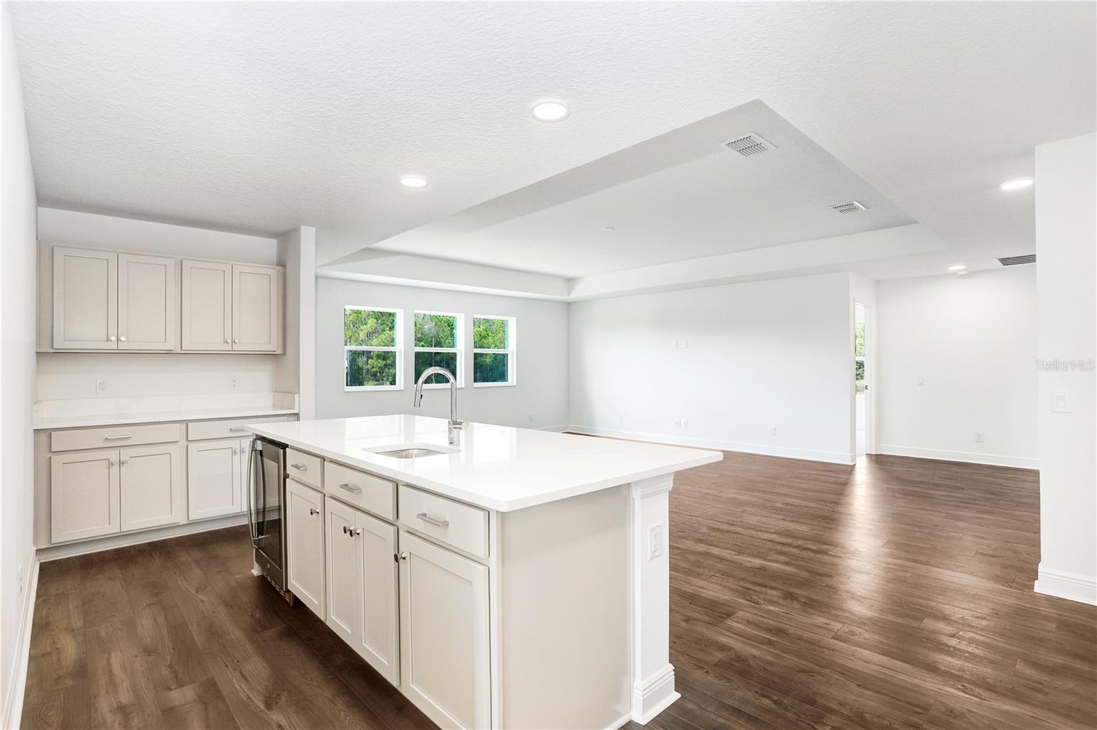 TWO RIVERS PCL B3 - Residential