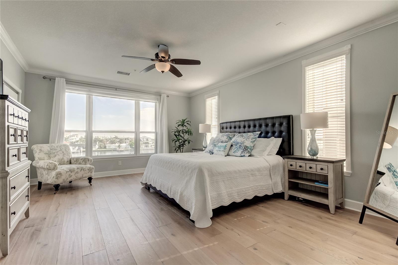 BELLA AQUA VILLAS - Residential Lease