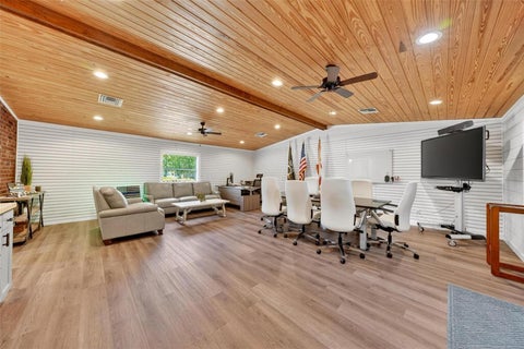 Tiny photo for 322 N Disston Avenue, Tavares, FL 32778 (MLS # G5113988)