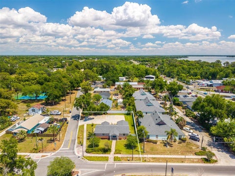 Tiny photo for 322 N Disston Avenue, Tavares, FL 32778 (MLS # G5113988)