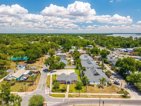 Tiny photo for 322 N Disston Avenue, Tavares, FL 32778 (MLS # G5113988)