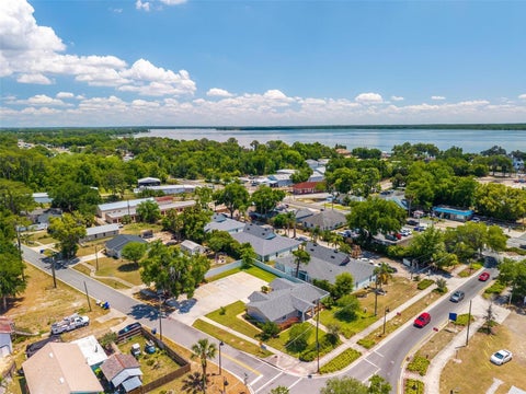 Tiny photo for 322 N Disston Avenue, Tavares, FL 32778 (MLS # G5113988)