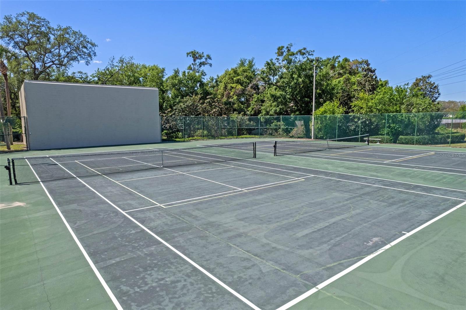 COUNTRY CREEK FOREST EDGE UNIT III - Residential