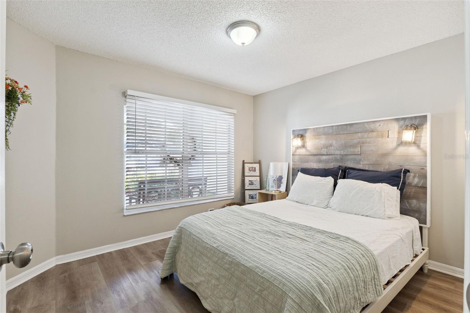 COUNTRY CREEK FOREST EDGE UNIT III - Residential