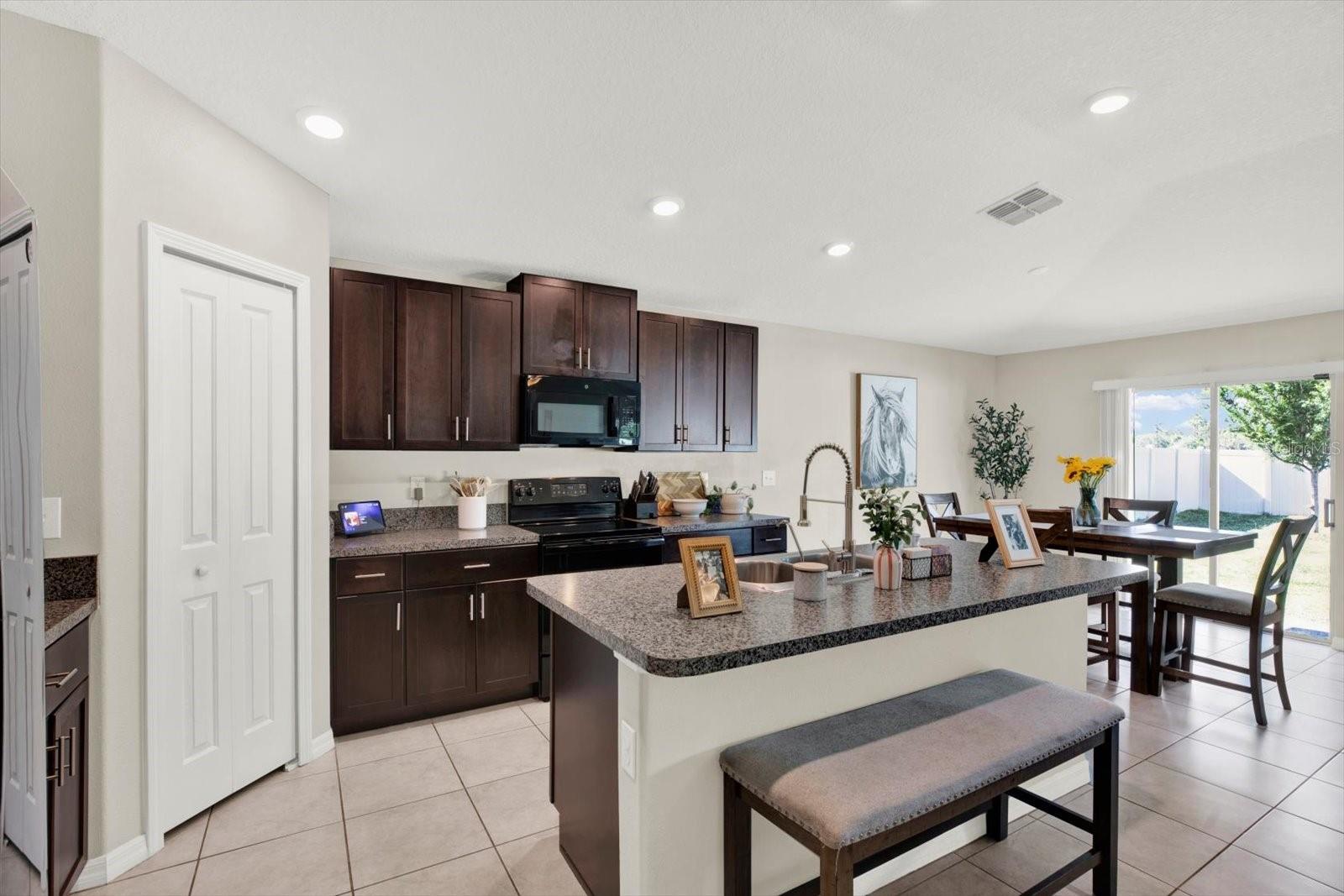 CYPRESS CRK PH 3 & 4 PRCL J - Residential