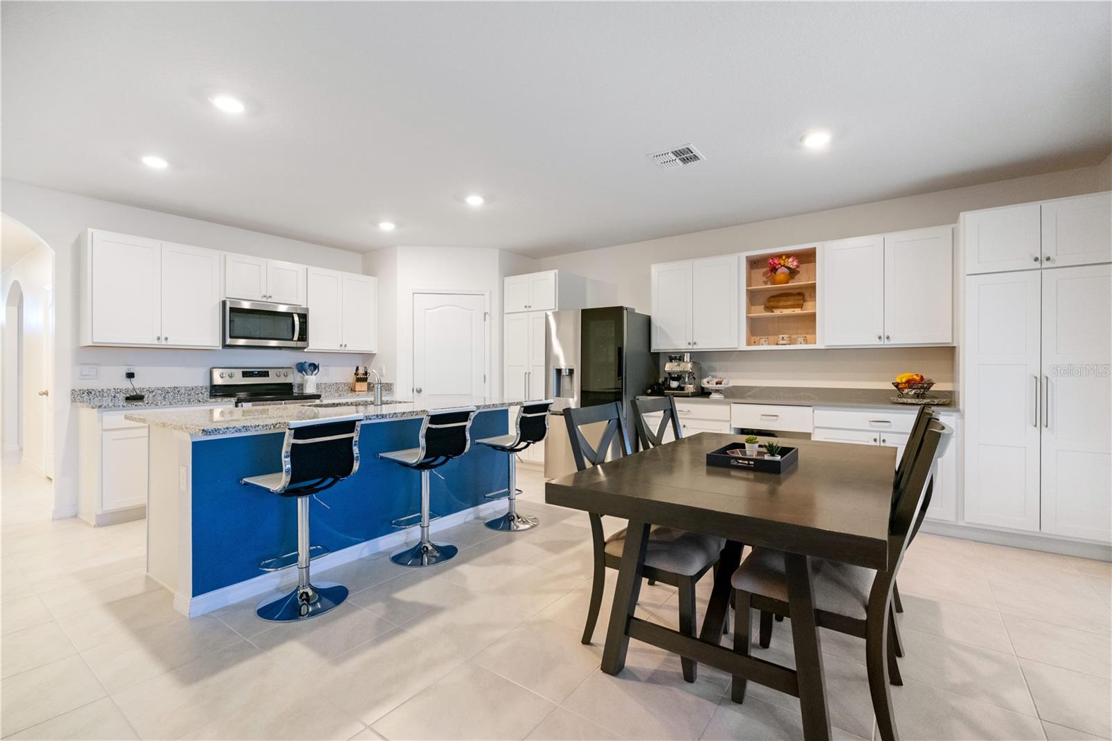 RIVERSTONE PH 5 & 6 - Residential