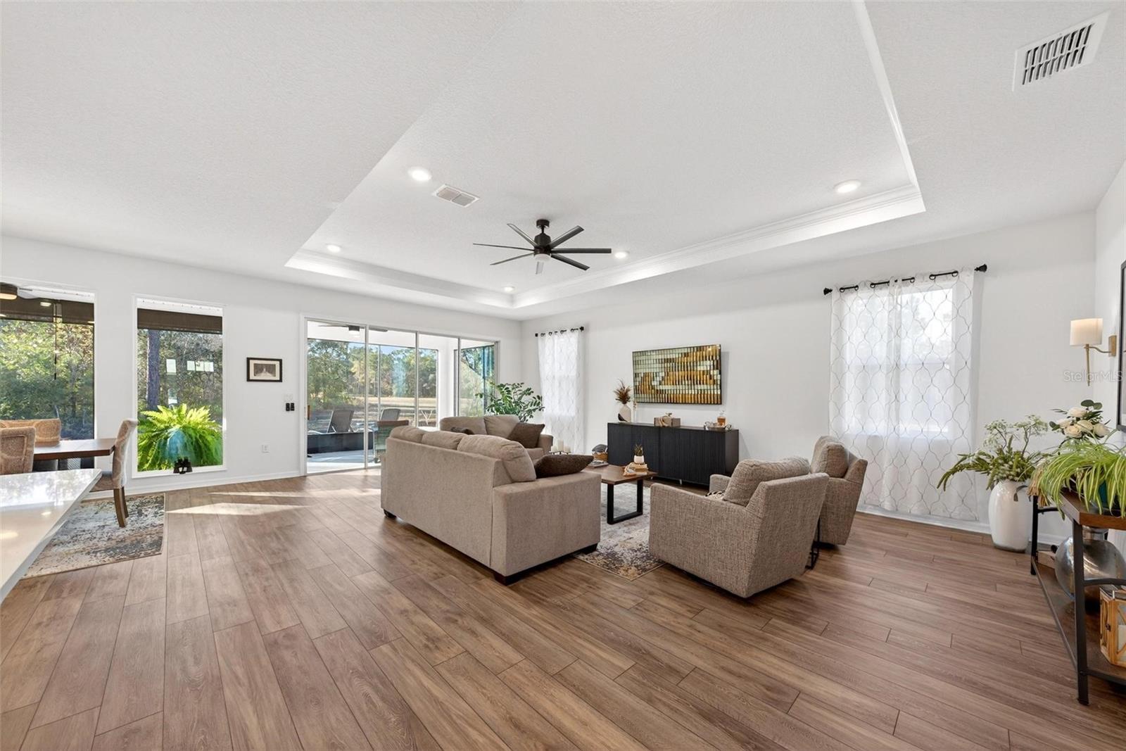 ON TOP OF THE WORLD - LONGLEAF RIDGE - Residential