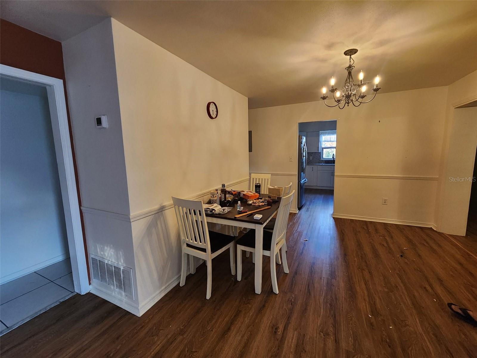 ROBINSWOOD HEIGHTS - Residential Lease