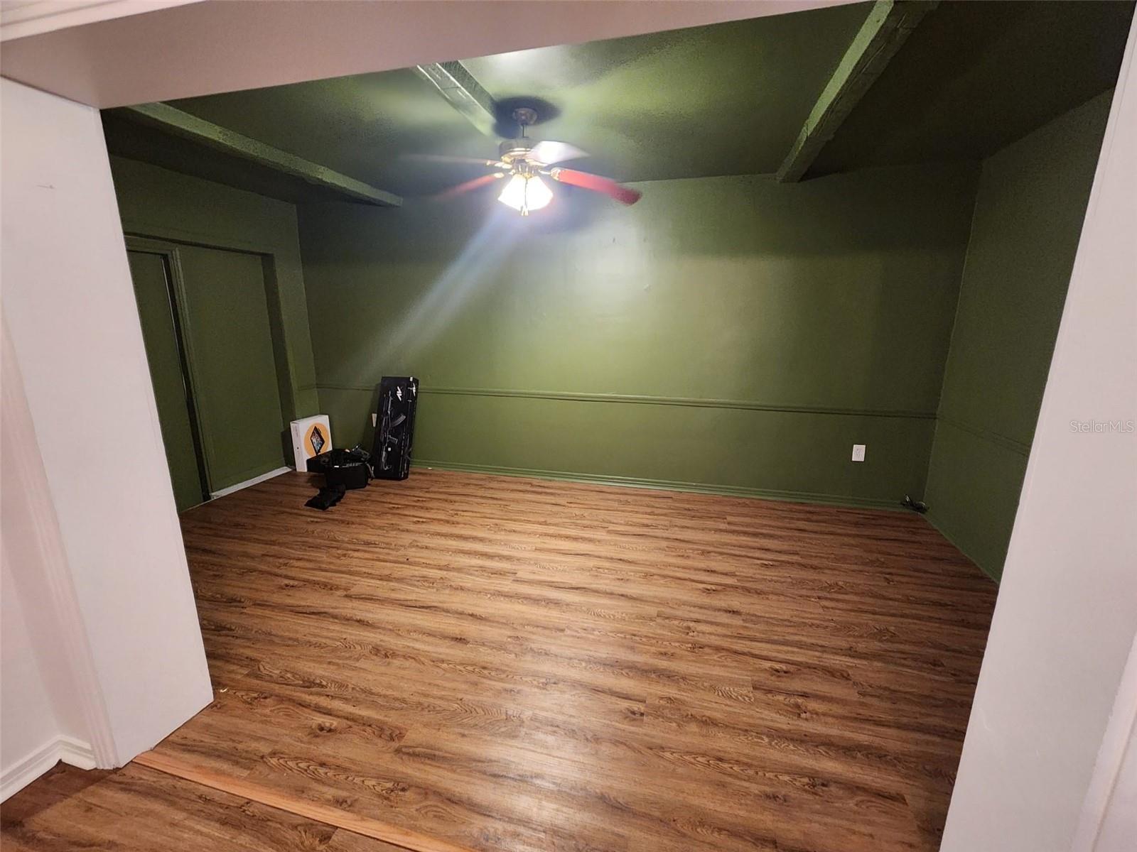 ROBINSWOOD HEIGHTS - Residential Lease