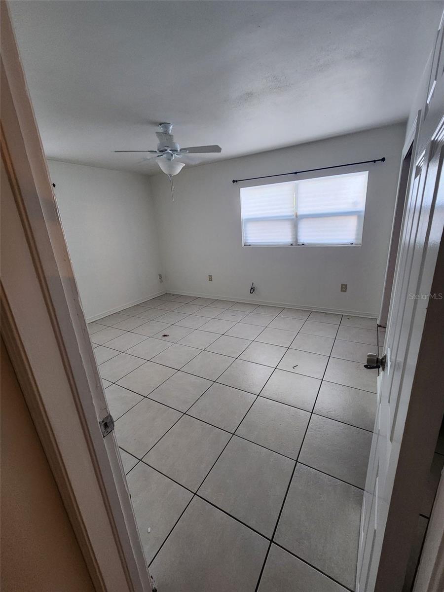 ROBINSWOOD HEIGHTS - Residential Lease