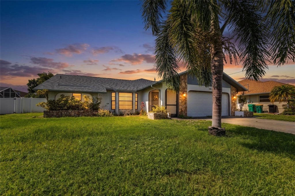 Photo of 9261 Steubenville Avenue, Englewood, FL 34224 (MLS # C7530068)
