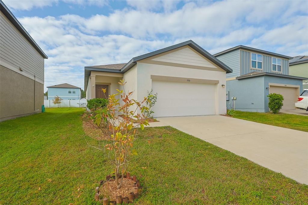 Photo of 35210 Daisy Meadow Loop, Zephyrhills, FL 33541 (MLS # TB8440396)
