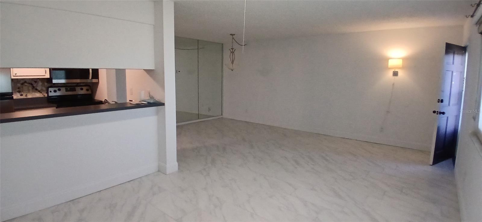 2525 W BAY DRIVE D23