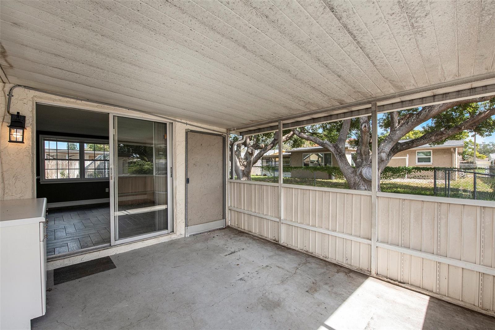 EMBASSY HILLS - Residential