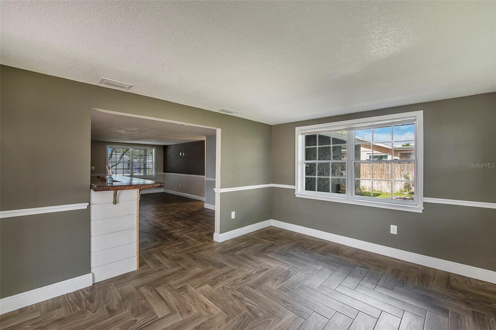 EMBASSY HILLS - Residential