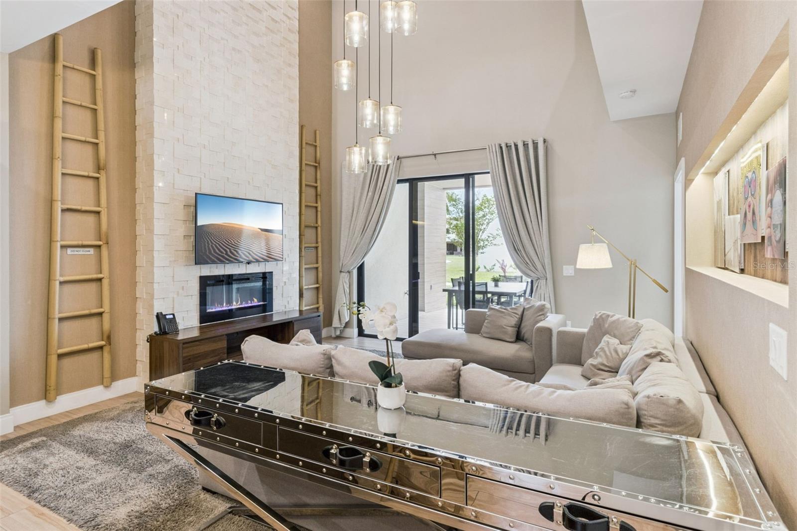 3062 ROCKEFELLER WAY