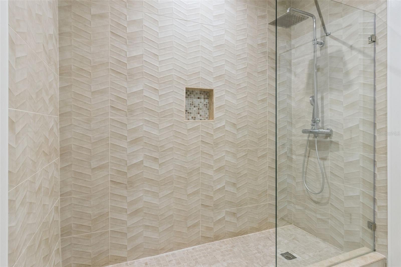 MAGIC VILLAGE RESORT 2 - Residential