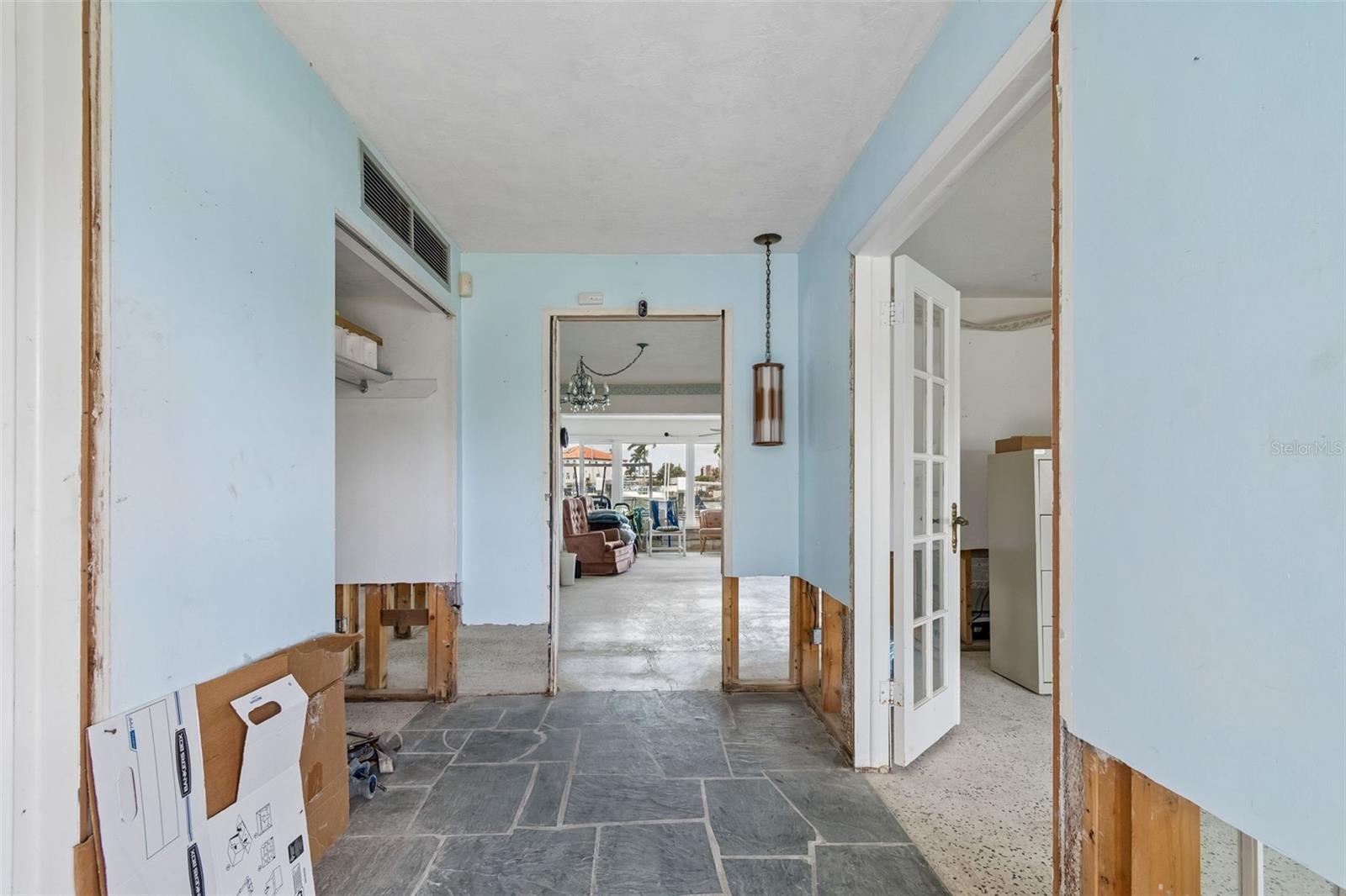 PARADISE ISLAND 6TH ADD - Residential