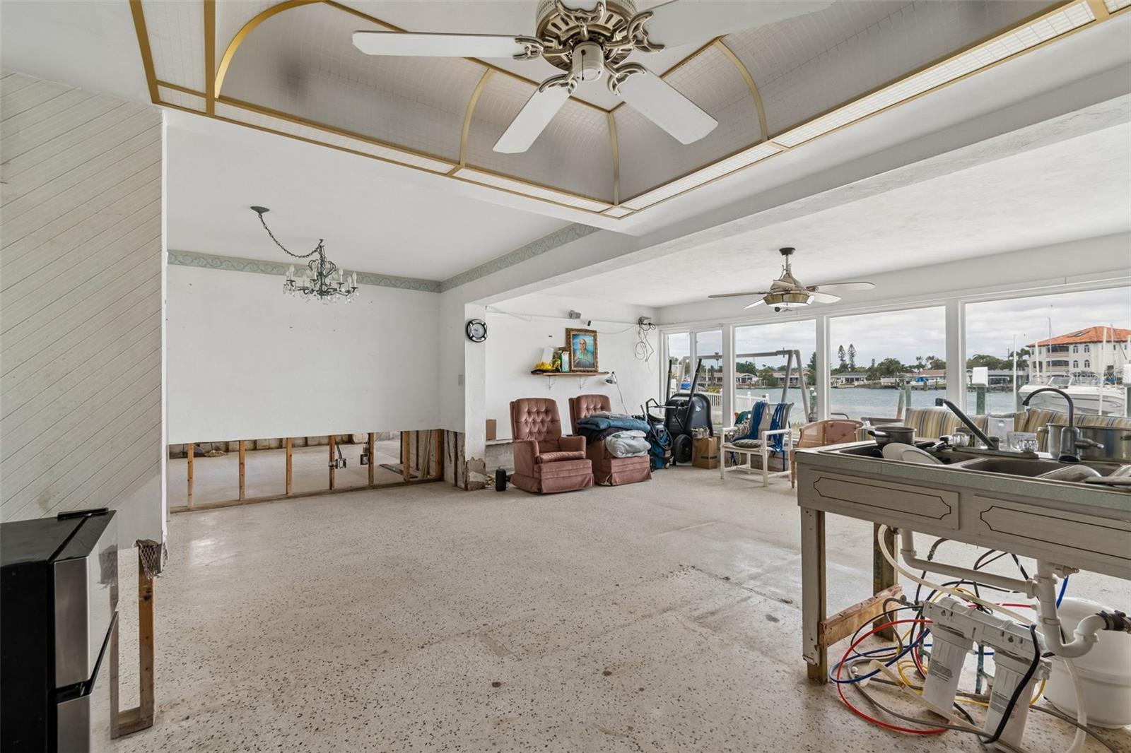 PARADISE ISLAND 6TH ADD - Residential