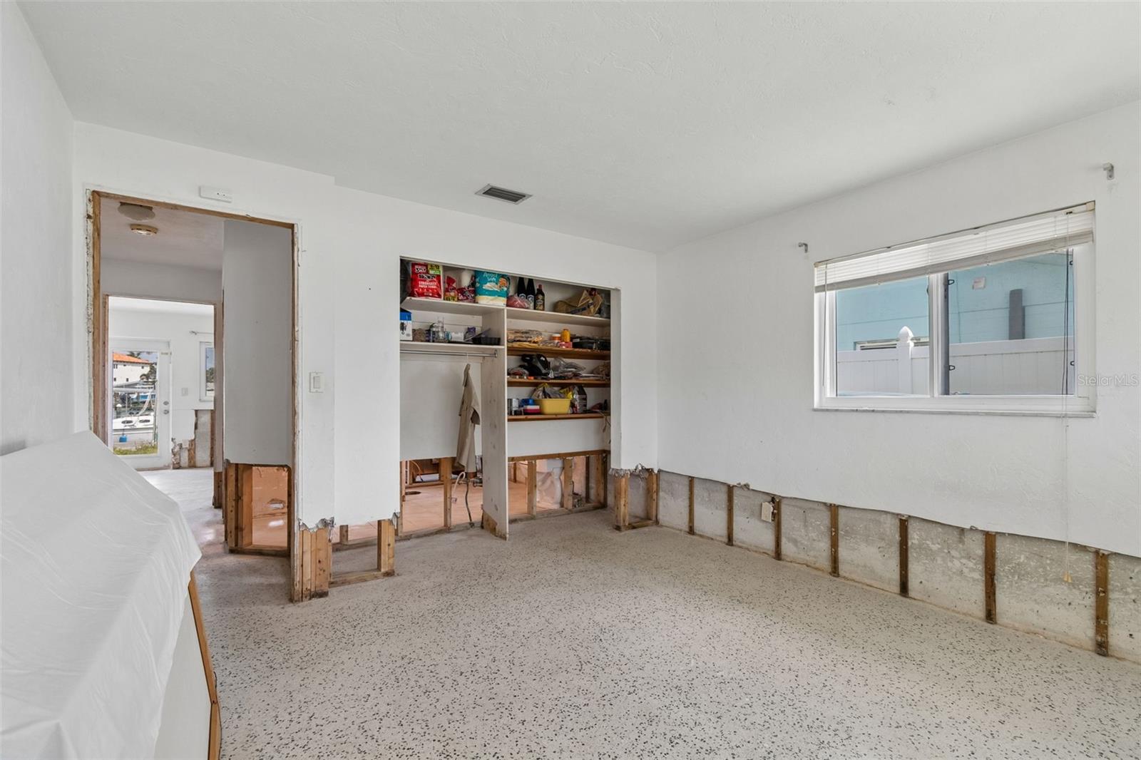 PARADISE ISLAND 6TH ADD - Residential