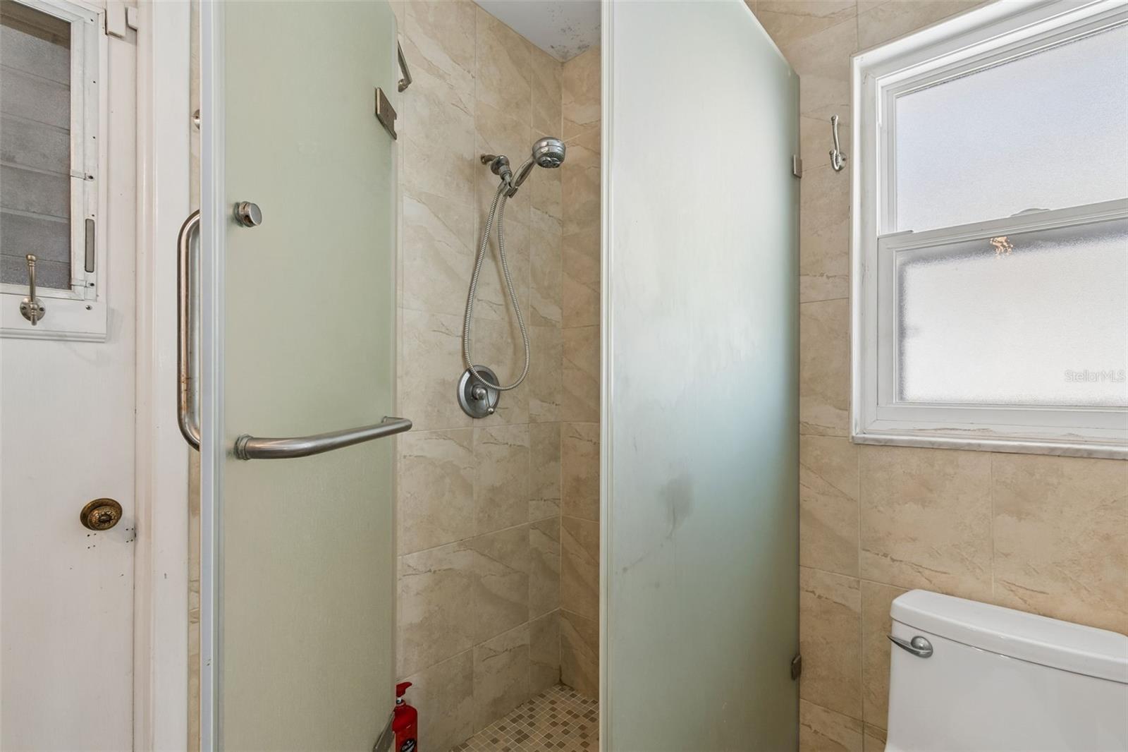 PARADISE ISLAND 6TH ADD - Residential