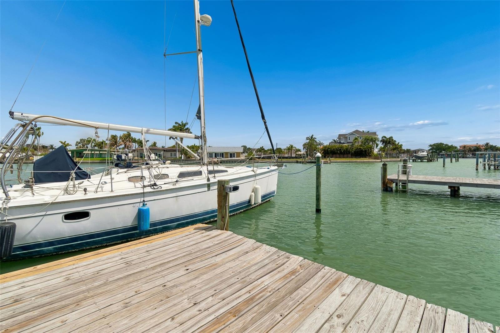 PARADISE ISLAND 6TH ADD - Residential