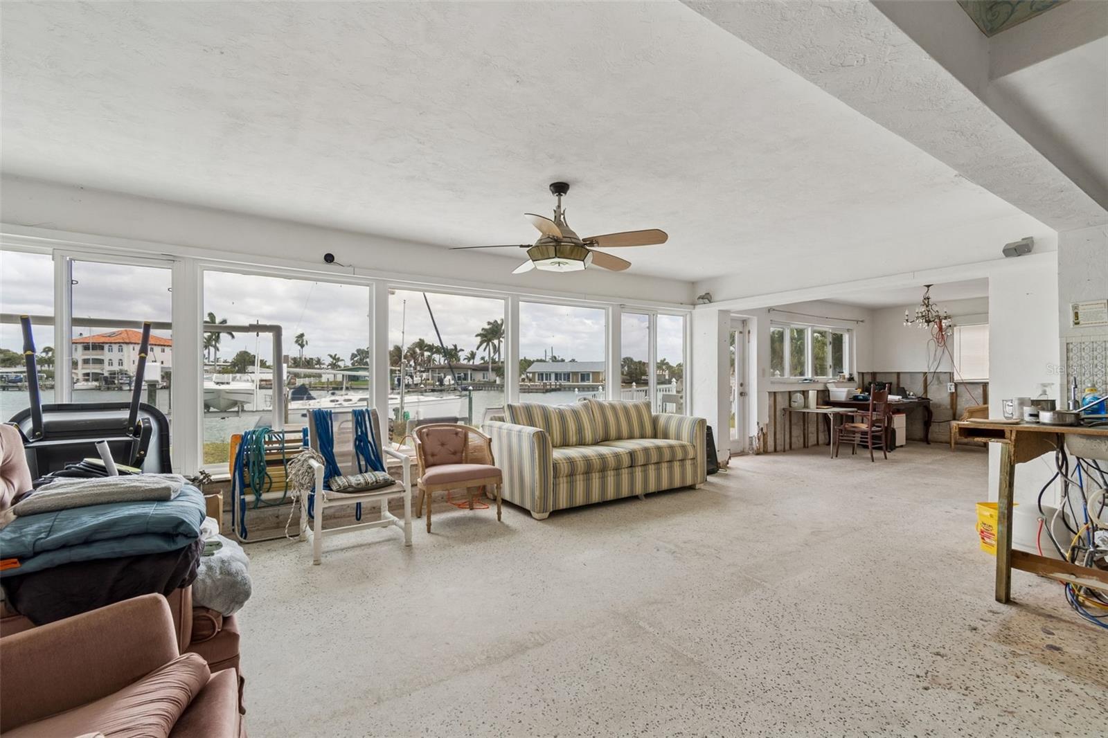 PARADISE ISLAND 6TH ADD - Residential