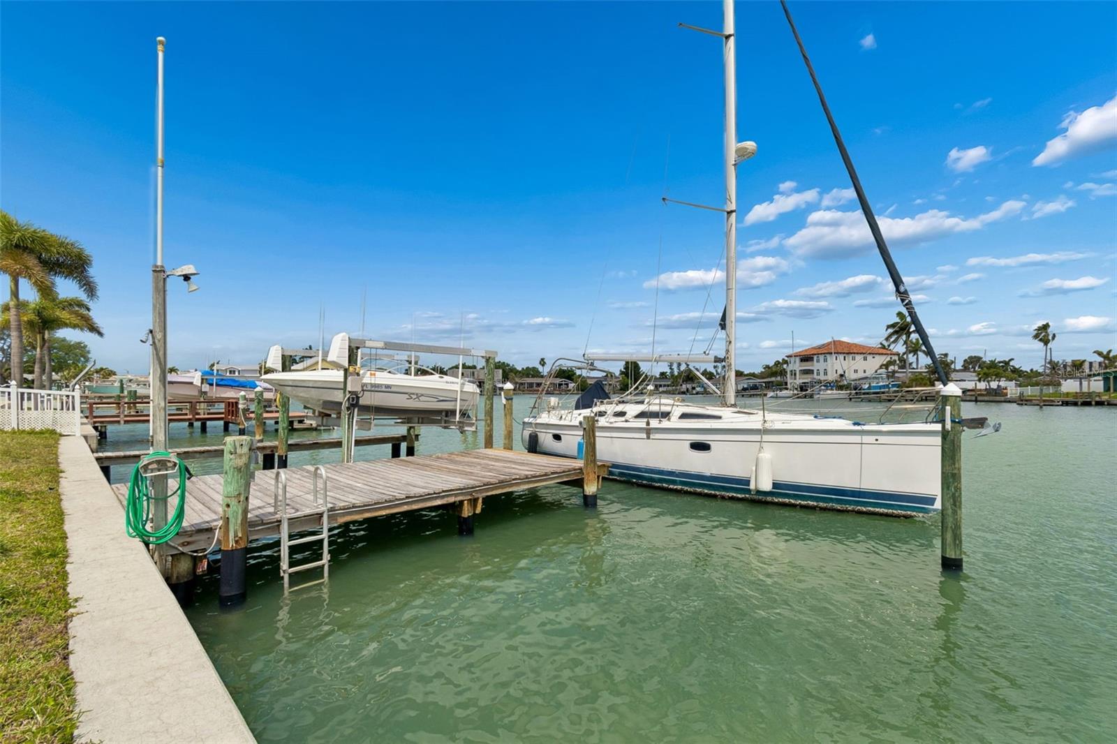 PARADISE ISLAND 6TH ADD - Residential