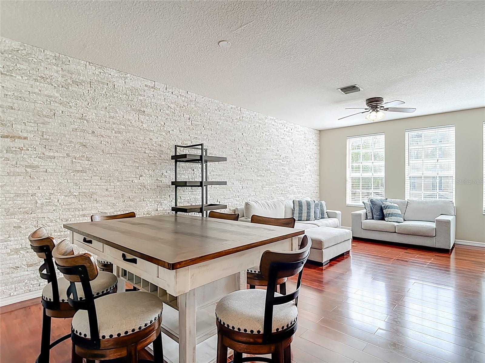 BAYSHORE WEST TWNHMS PH - Residential Lease