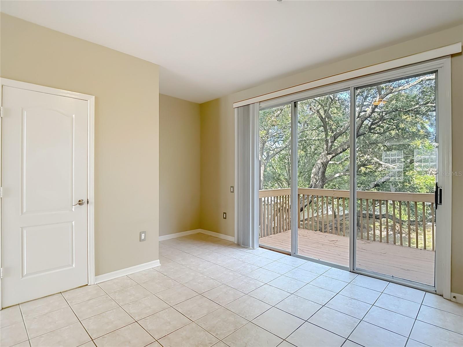 BAYSHORE WEST TWNHMS PH - Residential Lease