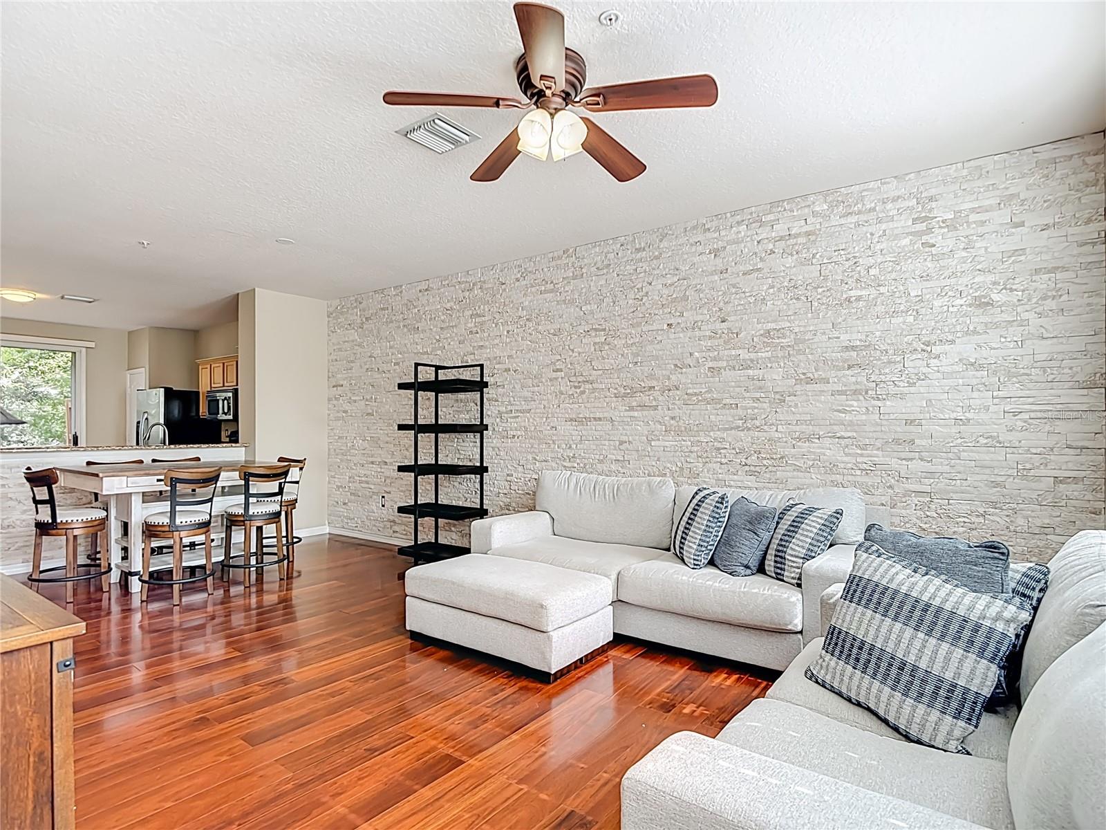 BAYSHORE WEST TWNHMS PH - Residential Lease