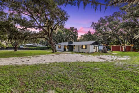 Photo of 2118 E Keysville Road, Lithia, FL 33547 (MLS # TB8531197)