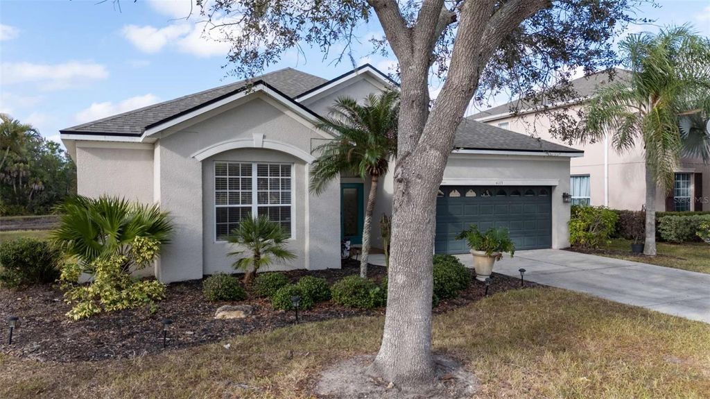 Photo of 4103 61st Avenue E, Bradenton, FL 34203 (MLS # A4692258)
