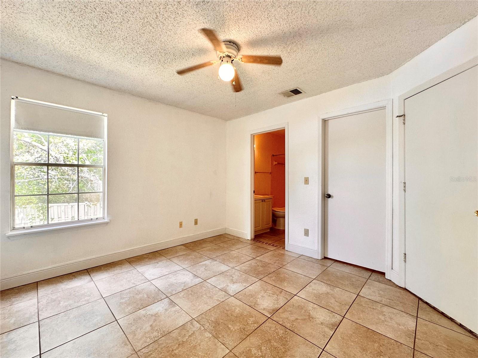 WATERFORD LNDG CONDO - Residential