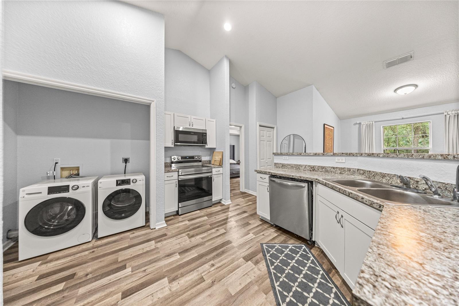 RIVER LANDINGS - Residential