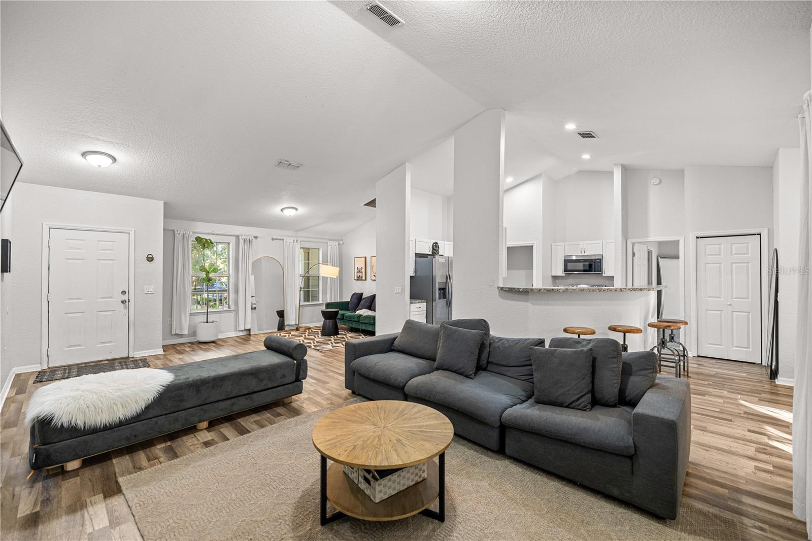 RIVER LANDINGS - Residential