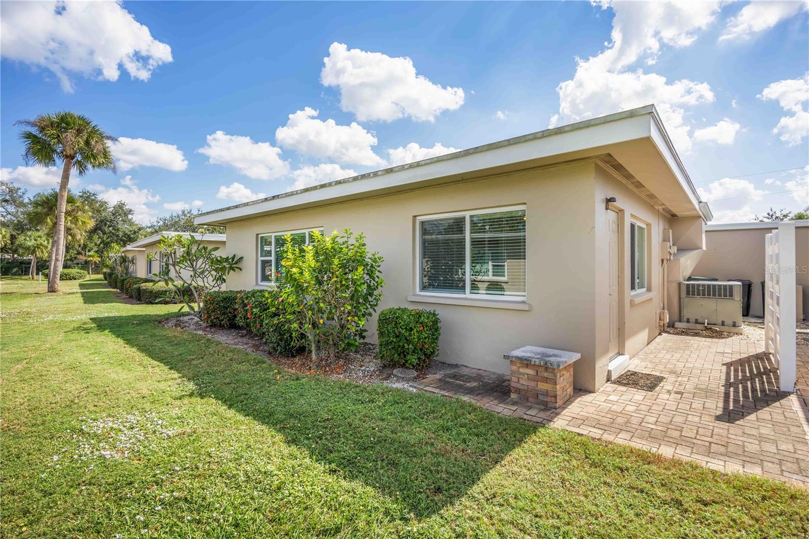 STRATHMORE VILLA STH II - Residential