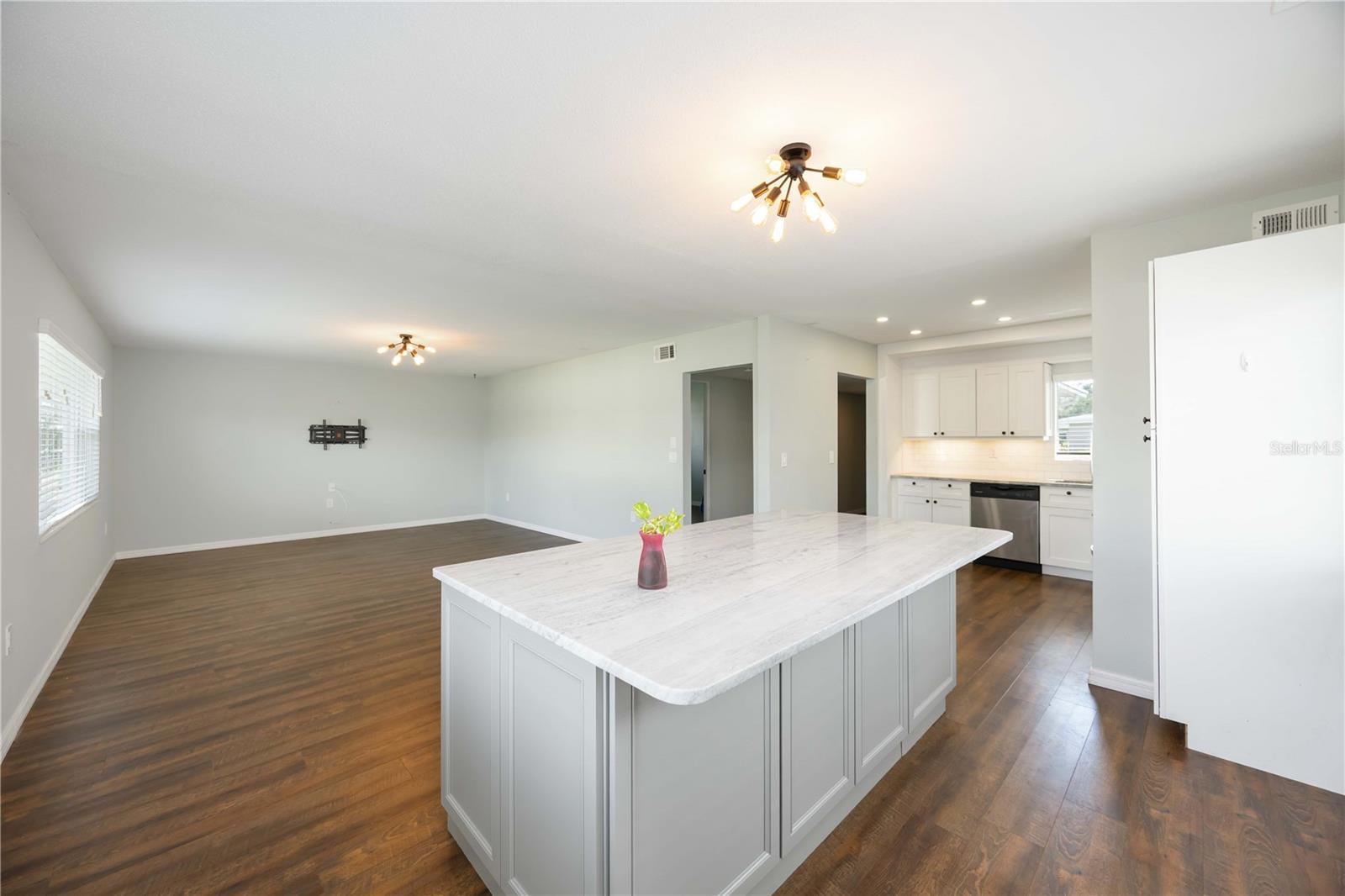 STRATHMORE VILLA STH II - Residential